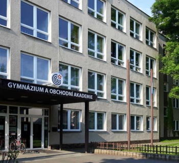 Návštěva studentů v Ruském domě: Sedlčanské gymnázium pod palbou