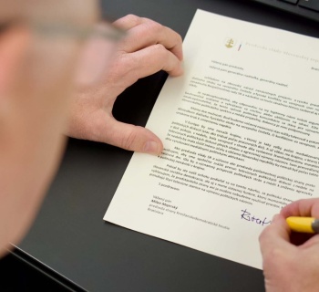 Fico navrhuje zrušení nedělních politických diskusí, svolal kvůli tomu bezpečnostní radu