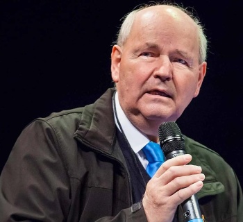 Profesor Petr Staněk: Přichází multipolární svět, co bude s EU?