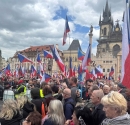 KSČM připomíná osvobození Československa 1945 a varuje před přepisováním historie