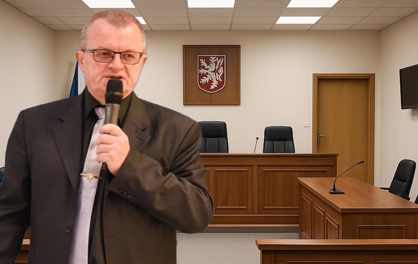 Proces s Ivanem Kratochvílem - Ivan Kratochvíl v popředí prázdné soudní síně během procesu s vyloučením veřejnosti