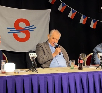 Předvolební setkání v Táboře: Miloš Zeman a Stačilo