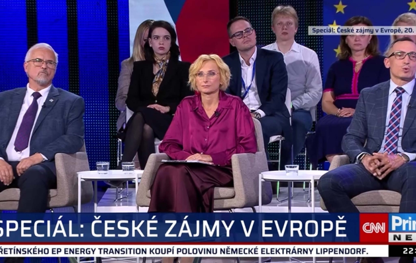 Europoslanci diskutují o českých zájmech v Evropě během televizní debaty v Evropském parlamentu