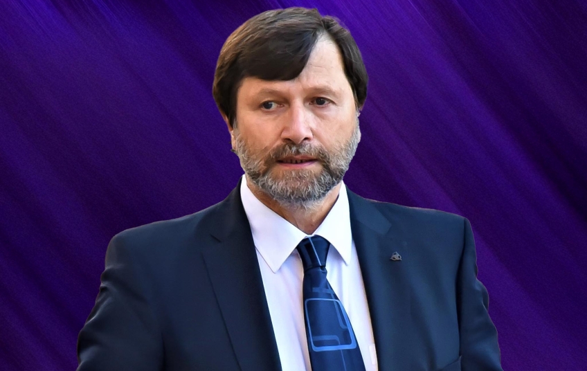 Hrušínský - rozvrat EU: Kdo nehlasuje pro Uršulu, je podle něj na straně Ruska