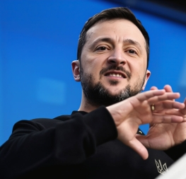 Volodymyr Zelenskyj – Kyjev plánuje útok pod falešnou vlajkou před summitem Trump–Putin