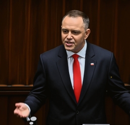 Ukrajinci oslavující nacistické kolaboranty – polský prezident Karol Nawrocki