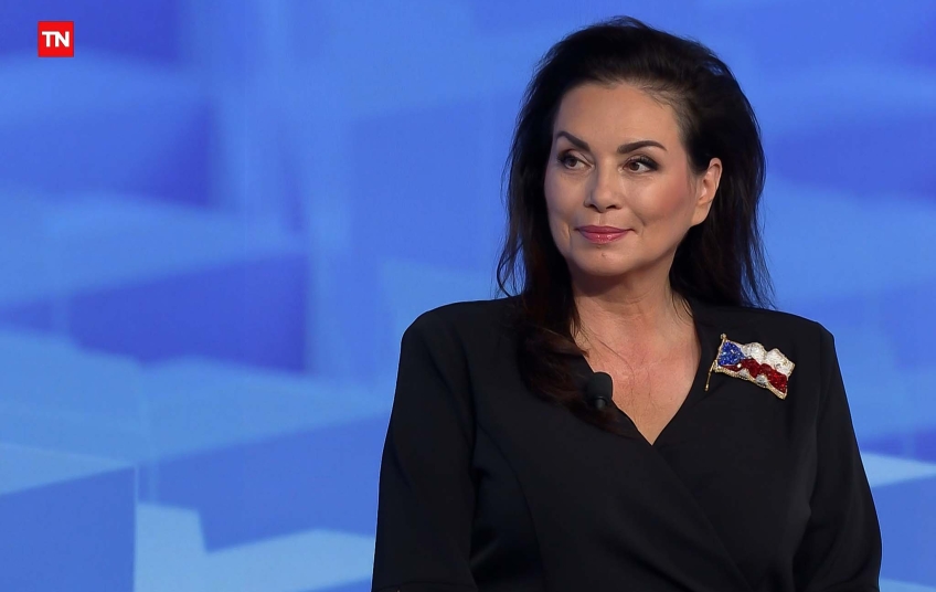 Jana Bobošíková během předvolební debaty „Proč, pane ministře – finance“ na TV Nova